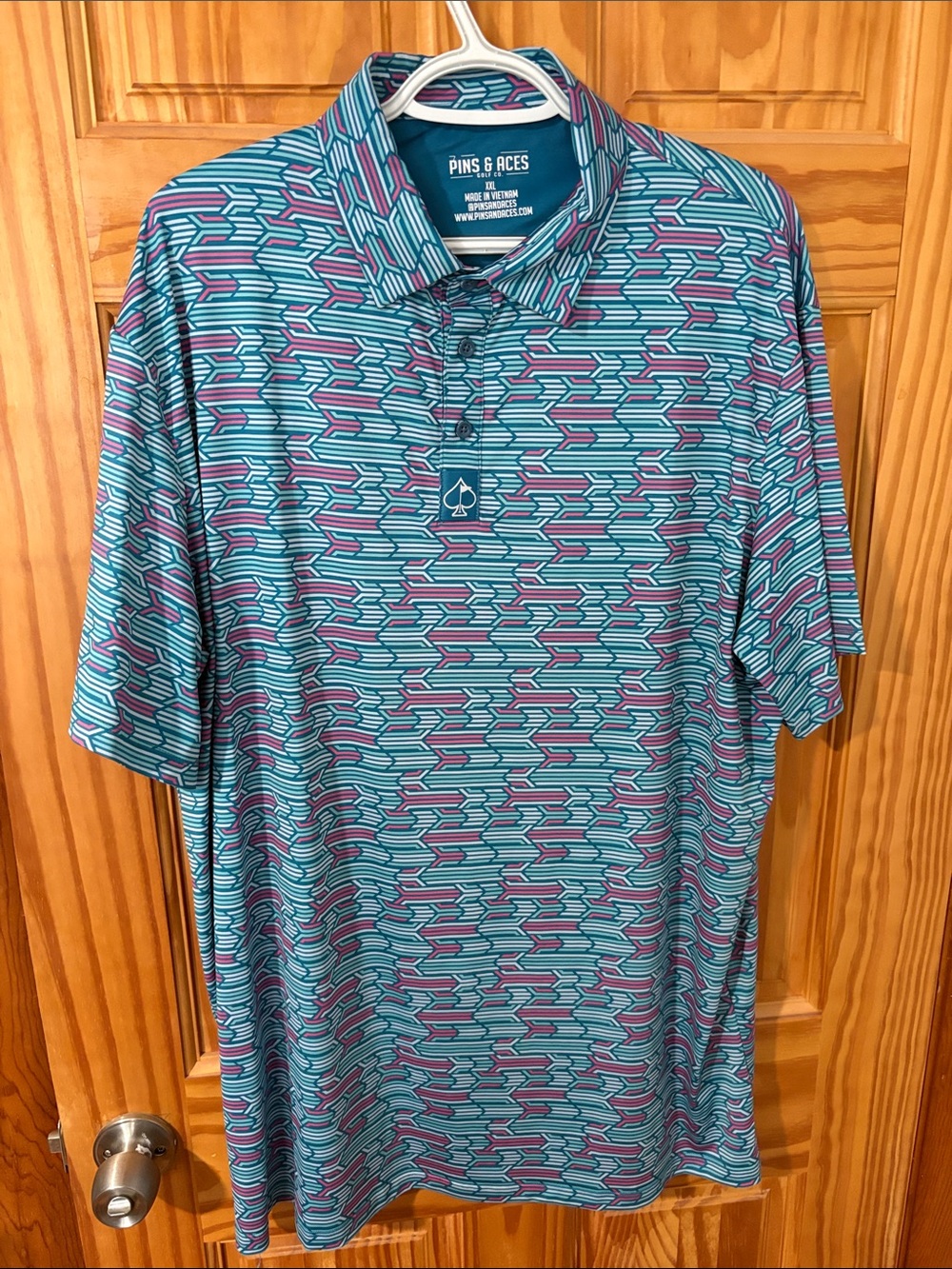 Pins & Aces Men's Aqua and Purple Geometric Golf Polo